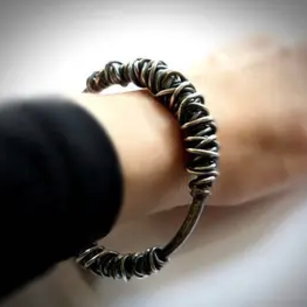 Gorgeous Jolanta Krajewska artisan chunky wrapped silver bracelet